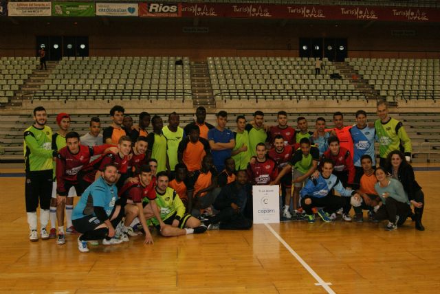 Clinic navideño con los jóvenes de CEPAIM - 1, Foto 1