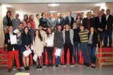 Se celebra el acto de entrega de diplomas acreditativos la IX promoción de alumnos del Bachillerato Internacional del IES 'Juan de la Cierva'