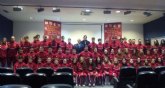 La Comunidad entrega 128 equipaciones a los participantes en los campeonatos de España en Edad Escolar de Baloncesto y Balonmano