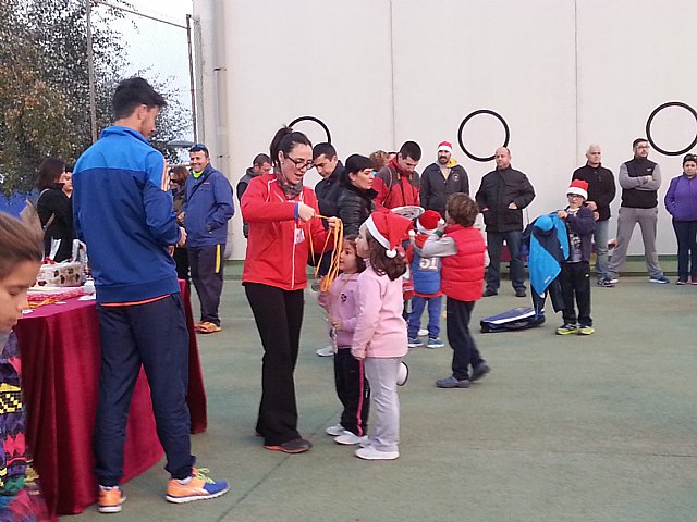 Finalizan las clases de la escuela de tenis Kuore con el campeonato navideño en el polideportivo 6 de diciembre - 22