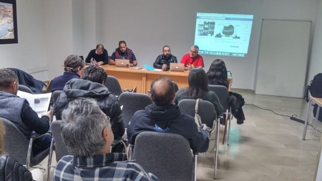 Los centros de buceo de la Región se suman a la comercialización ´on line´ - 1, Foto 1