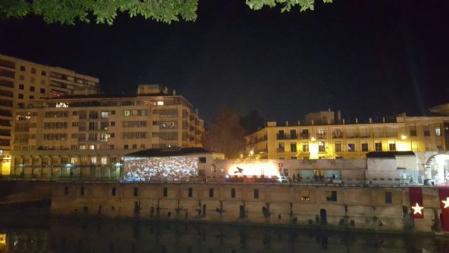 Un espectáculo de ópera y luces en el Río Segura celebra por primera vez la Navidad en Murcia - 1, Foto 1