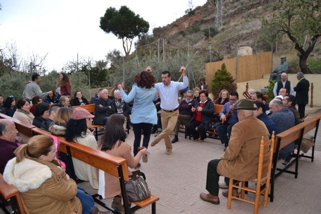 La cuadrilla de la Cuesta de Gos, protagonista de la Navidad más tradicional - 1, Foto 1