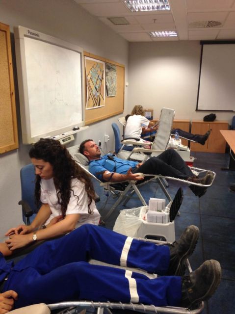 Trabajadores de SABIC donan sangre - 1, Foto 1