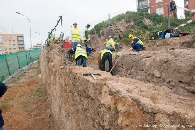 Nuevos hallazgos en las excavaciones de la Muralla de Tierra - 3, Foto 3