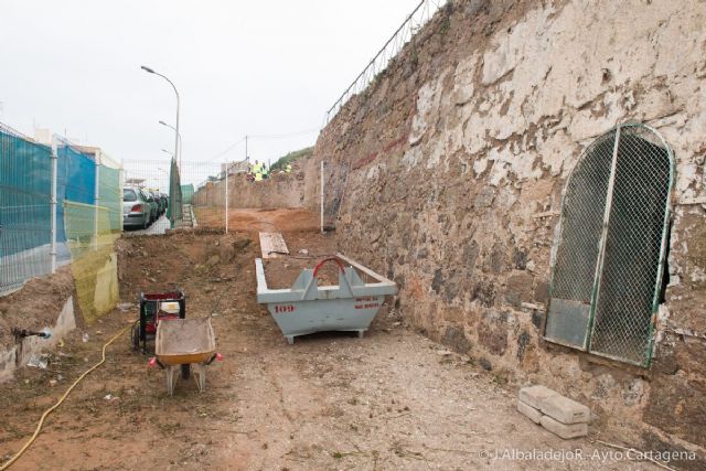 Nuevos hallazgos en las excavaciones de la Muralla de Tierra - 5, Foto 5