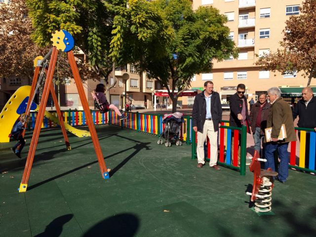 Cuatro jardines de ´El Infante´ cuentan con zonas de juego infantil renovadas y nuevos aparatos de gerontogimnasia - 2, Foto 2