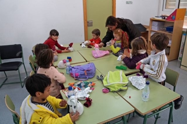 La Escuela de Vacaciones de Navidad torreña, a pleno ritmo en el colegio Joaquín Cantero - 1, Foto 1