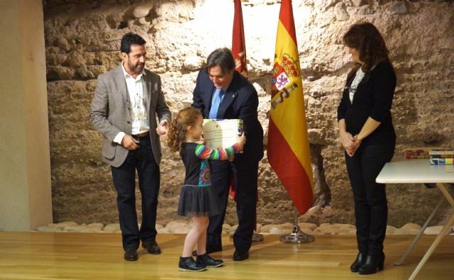 El Museo de Bellas Artes de Murcia entrega los premios de su concurso ´Pinta la Navidad´ - 2, Foto 2