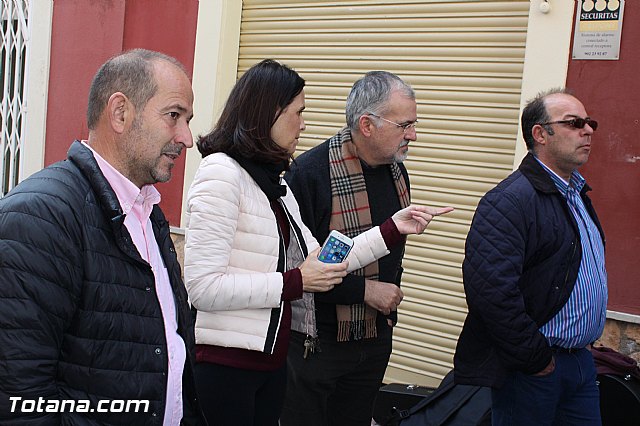 El III desayuno solidario a beneficio de Critas recaud unos 50 Kg de comida y 65 juguetes - 4