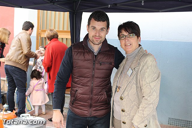 El III desayuno solidario a beneficio de Critas recaud unos 50 Kg de comida y 65 juguetes - 8