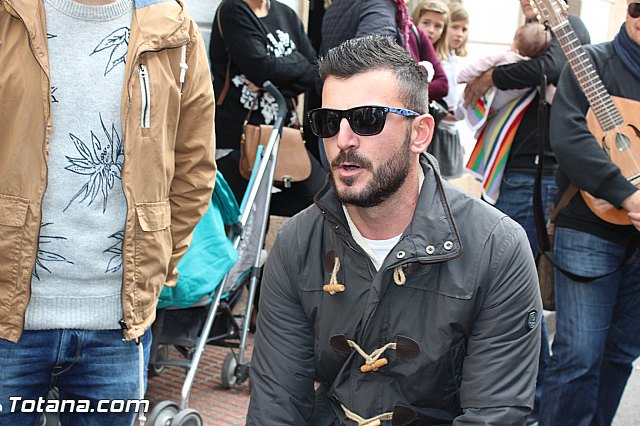 El III desayuno solidario a beneficio de Critas recaud unos 50 Kg de comida y 65 juguetes - 11