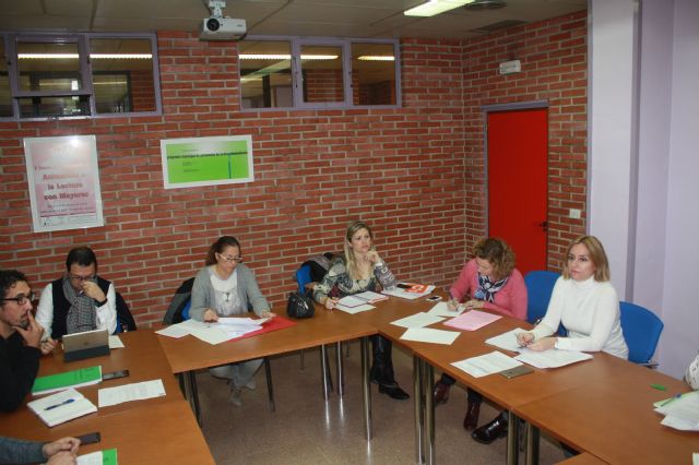 El Ayuntamiento de Murcia desarrollará una ordenanza municipal para la incorporación de cláusulas sociales en la contratación pública - 1, Foto 1