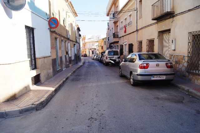 La Concejalía de Servicios e Infraestructuras procederá al asfaltado y pavimentación de varias calles del casco urbano que se encuentran más deterioradas, Foto 2