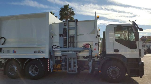 Alcantarilla Limpia, desde hoy ya se instalan los nuevos contenedores en el municipio - 2, Foto 2