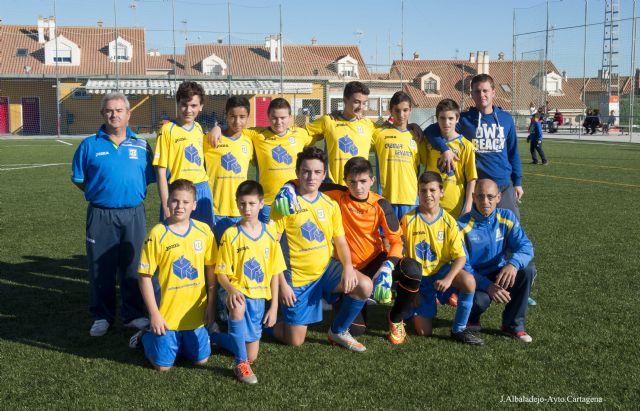 E.F. Santa Ana y A.D. Barrio Peral los líderes más destacados del primer tercio del campeonato - 4, Foto 4