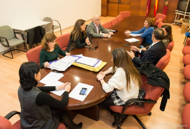 La Mesa de Contratación adjudica el contrato de retirada de vehículos abandonados - 4, Foto 4