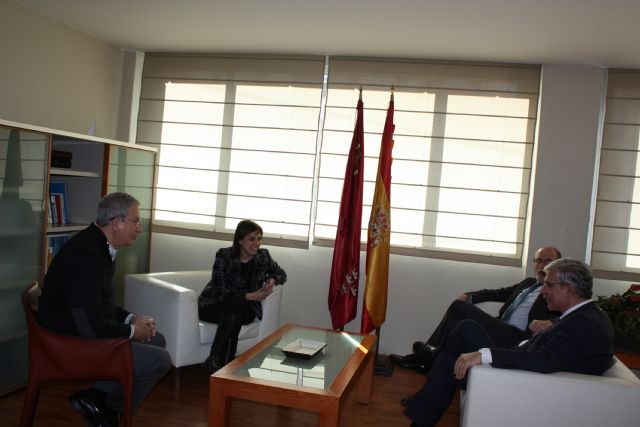 El Plan Regional sobre Drogas pretende que las estrategias de RSC de las empresas trabajen la prevención en drogodependencias - 1, Foto 1