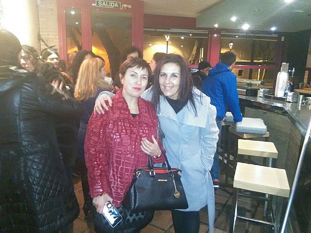 Las alumnas de la promocin 1970-1971 del Colegio “La Milagrosa” de Totana organizaron una cena con motivo del 30º aniversario - 9