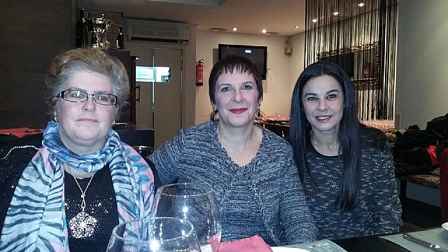 Las alumnas de la promocin 1970-1971 del Colegio “La Milagrosa” de Totana organizaron una cena con motivo del 30º aniversario - 13
