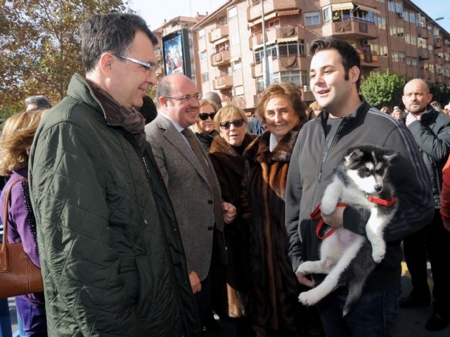El Alcalde acude a su cita con los vecinos de San Antón en la tradicional bendición de animales - 2, Foto 2