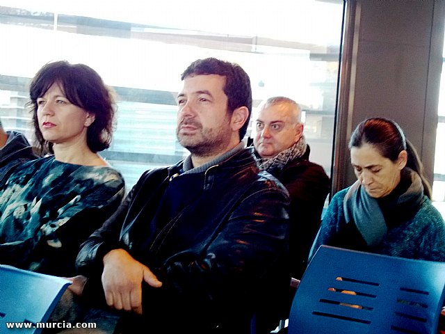 Alcantarilla se une al programa para jvenes Bajo Cero de viajes a la nieve para esquiar en Sierra Nevada y La Masella - 12