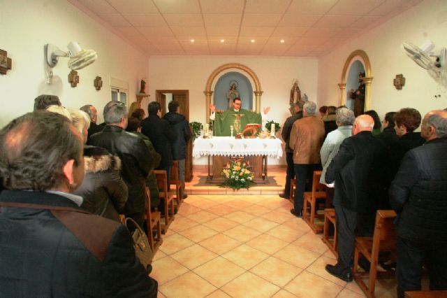 City officials attending the celebration of All Souls Song in honor of San Fulgencio in the Raiguero Low, Foto 2