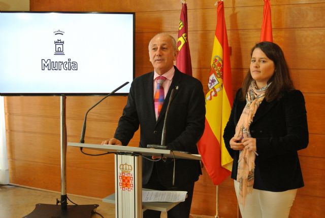 Crece el número de usuarios de tranvía, autobús y bicicleta - 1, Foto 1