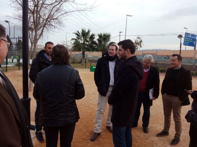 Los vecinos de Joven Futura estrenan zona de esparcimiento canino - 2, Foto 2