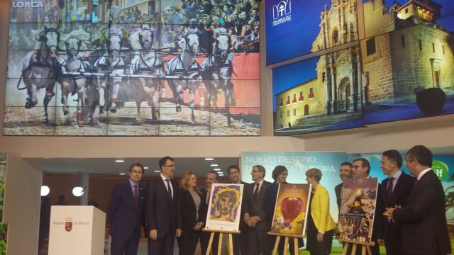 La Semana Santa y el arte del bordado se promocionan en Fitur como atractivo turístico y cultural - 1, Foto 1
