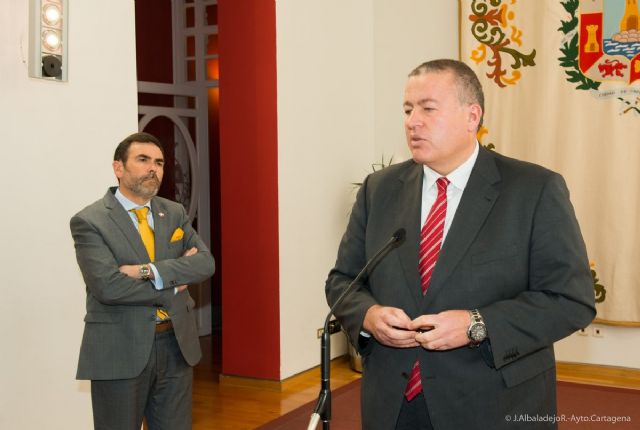 La ZAL y la mejora en las carreteras centran la reunión entre López y Bernabé - 2, Foto 2