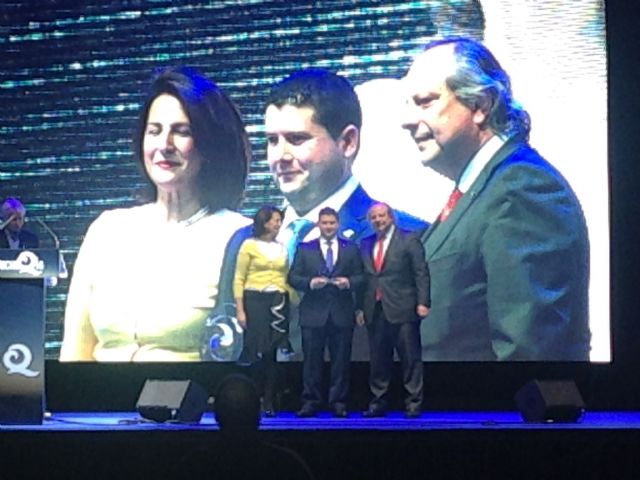 El Instituto para la Calidad Turística de España, ICTE, premia a Mariano López, inventor de la Q en la arena - 3, Foto 3