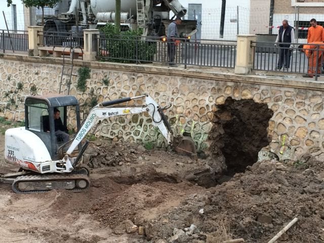 Settlement construction was initiated by the damage by leakage in one of the walls of the Rambla de La Santa, Foto 3