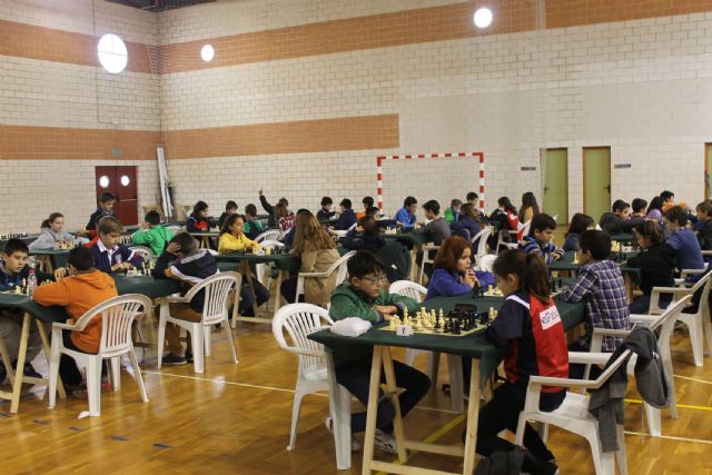 Más de un centenar de niños de toda la Región de Murcia participan en la primera ronda del Torneo de Ajedrez de Deporte Escolar - 2, Foto 2