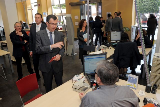 El Ayuntamiento lanza una campaña para recordar a los murcianos que Te escuchamos, te ayudamos - 2, Foto 2