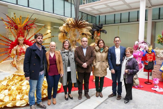 El edificio de San Miguel expone los trajes más representativos del Carnaval - 4, Foto 4