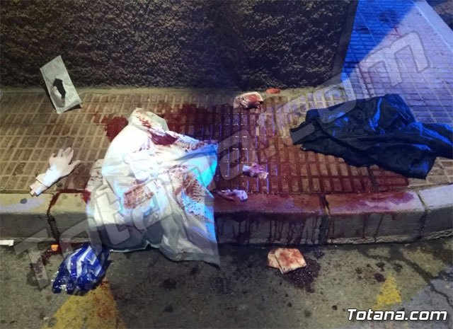 Buscan a un joven por apuñalar hasta diez veces a otro en Totana, Foto 1