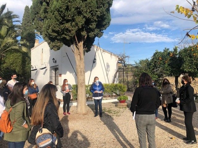 Quince alumnos finalizan el programa de empleo y formación en jardinería y reciben sus certificados - 1, Foto 1