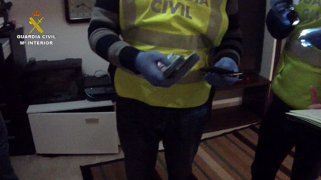 La Guardia Civil desarticula una organización dedicada al robo de catalizadores de  vehículos en España y Francia - 2, Foto 2