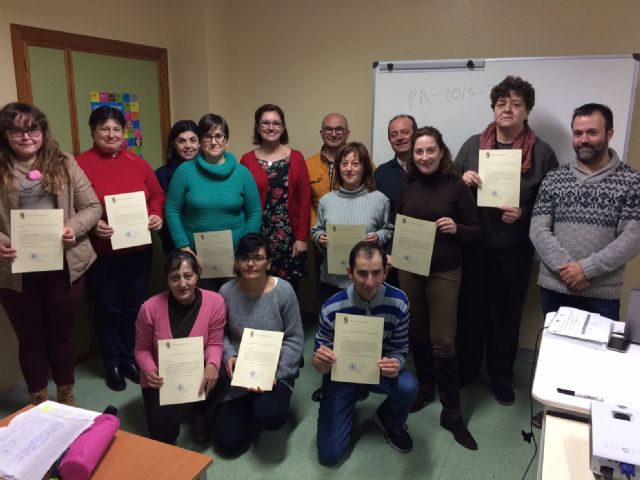 Concluye el curso de Atención Sociosanitaria a Personas Dependientes en Instituciones Sociales - 1, Foto 1