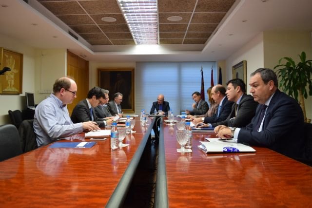 La Comunidad y el Ministerio intensifican las inspecciones en las empresas de trabajo temporal ante el repunte de contrataciones - 1, Foto 1