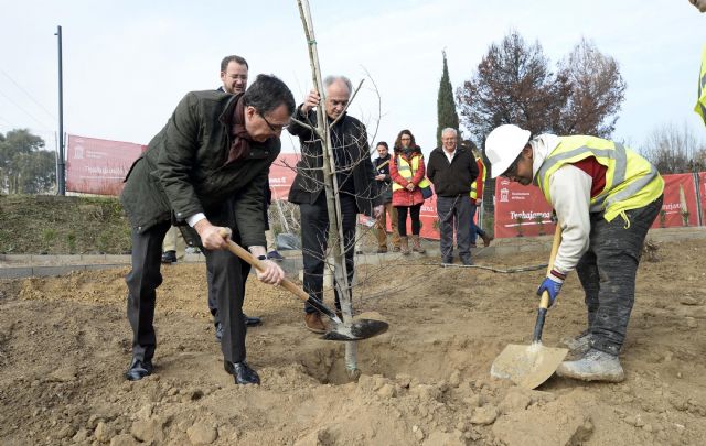 Avanzan las obras de la Alameda de las Cuatro Piedras, la puerta de entrada de ´Murcia Río´ a través del Malecón - 2, Foto 2