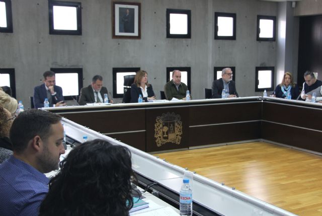 El nuevo parque frente al centro médico llevará el nombre de José Castejón García El Guijas - 1, Foto 1