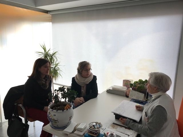 Diputadas del PP regional visitan el Centro de Día de AFADE - 2, Foto 2