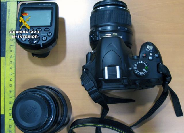 La Guardia Civil desmantela un grupo criminal dedicado al robo en naves industriales de Santomera - 2, Foto 2