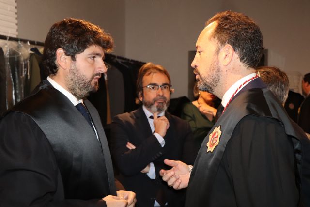 López Miras asiste al acto de toma de posesión del decano del Colegio de Abogados de Lorca y de su junta directiva - 2, Foto 2