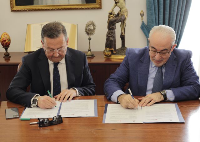La UCAM firma un convenio con la Fundación Laboral de la Construcción para complementar la formación de alumnos y profesores de la Escuela Politécnica Superior - 1, Foto 1