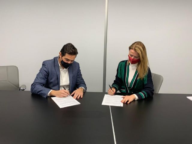 ADIMUR y ASMUDAD firman un convenio para potenciar las relaciones directivas entre Murcia y Madrid - 1, Foto 1