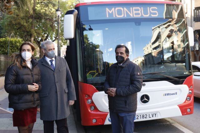 Cinco nuevos autobuses se incorporan a la flota de Transportes de Murcia y Pedanías - 1, Foto 1