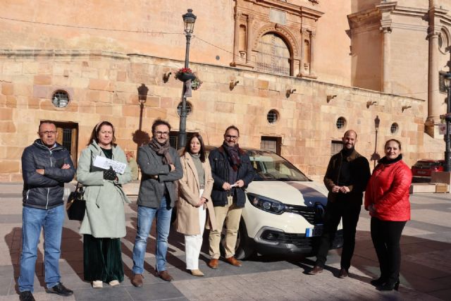 El Ayuntamiento de Lorca refuerza el servicio de Ayuntamóvil con un segundo vehículo para seguir apostando por acercar la administración a nuestros barrios y pedanías - 1, Foto 1